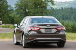 Toyota Camry Hybrid XLE 2017 года (NA)